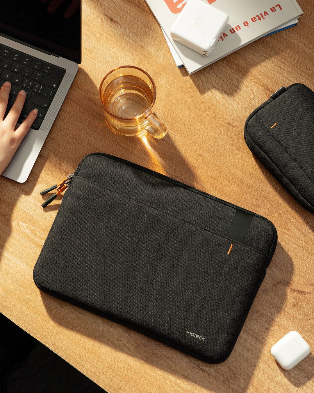 inateck DE Edgekeeper 360° Professioneller Schutz Hülle für 13" MacBook, mit Zubehörtasche, LB01011